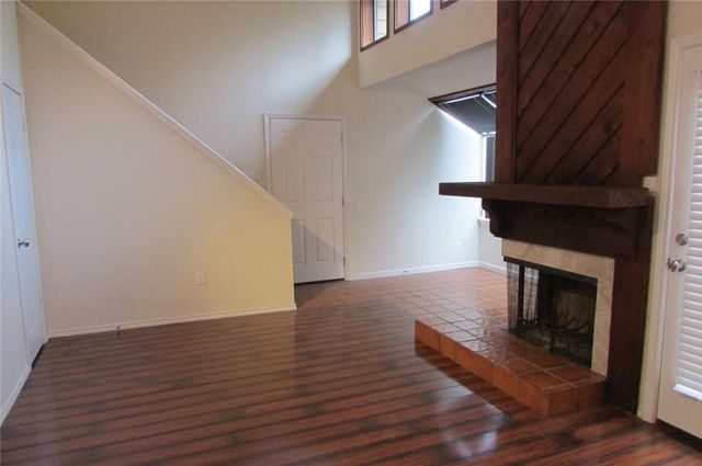 9254 Forest Lane 304, Dallas, TX 75243