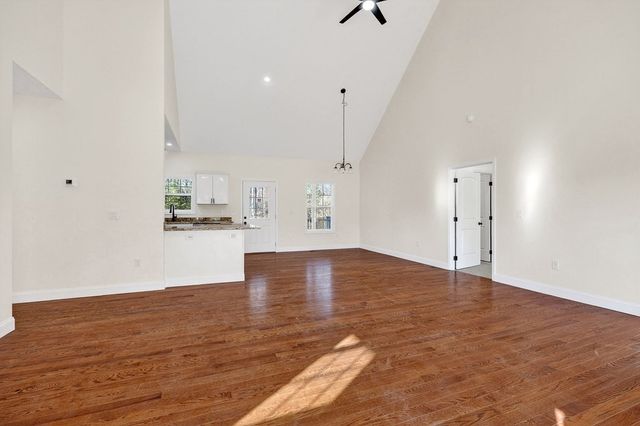 920 Franklin Ct, Cookeville, TN 38506