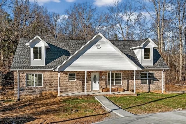 920 Franklin Ct, Cookeville, TN 38506