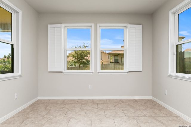 12542 ROTHAU DR, Schertz, TX 78154