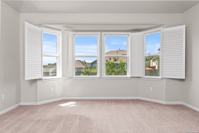 12542 ROTHAU DR, Schertz, TX 78154