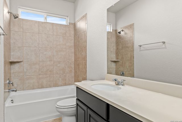 12542 ROTHAU DR, Schertz, TX 78154