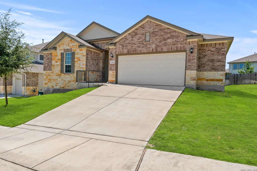 12542 ROTHAU DR, Schertz, TX 78154