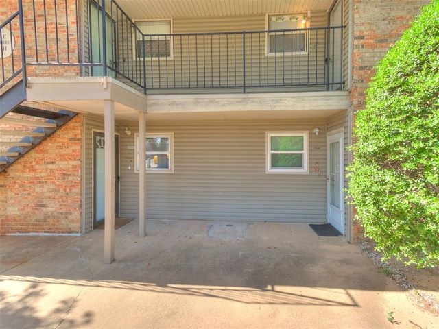 6704 N Meridian Avenue e, Oklahoma City, OK 73116