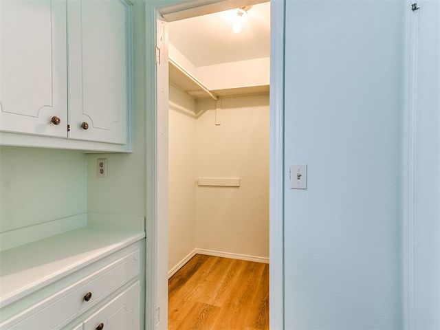 6704 N Meridian Avenue e, Oklahoma City, OK 73116