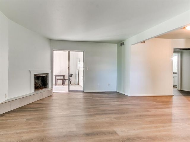 6704 N Meridian Avenue e, Oklahoma City, OK 73116