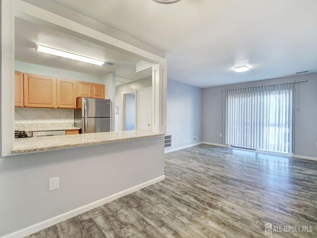 130 Applegate Lane, East Brunswick, NJ 08816