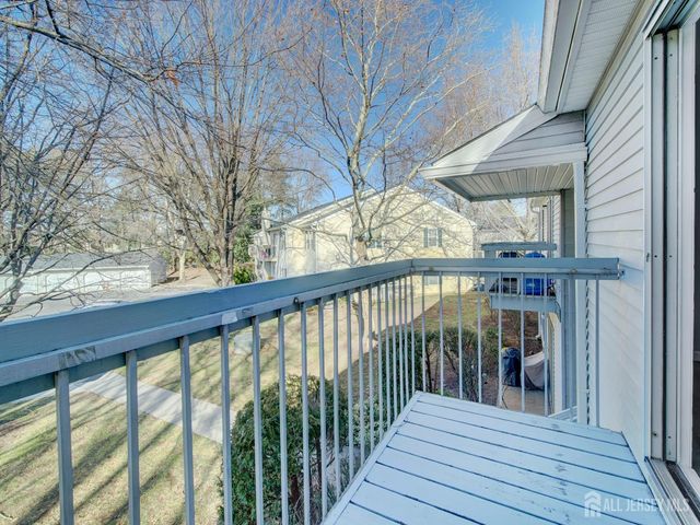 130 Applegate Lane, East Brunswick, NJ 08816