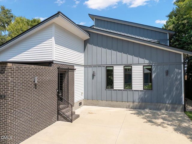 210 W Horne Street, Clayton, NC 27520