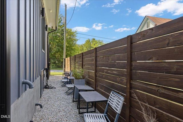 210 W Horne Street, Clayton, NC 27520