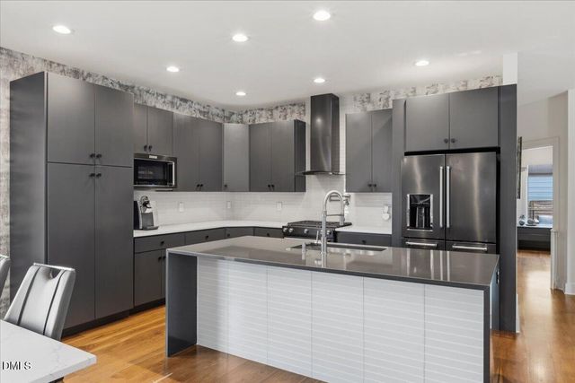 210 W Horne Street, Clayton, NC 27520