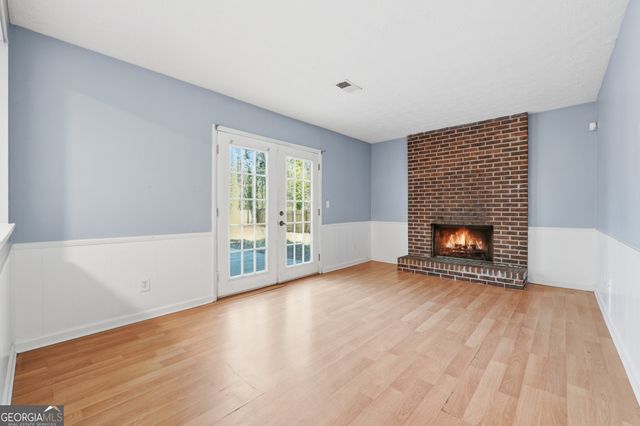 4828 Oak Path, Stone Mountain, GA 30088