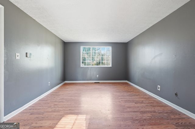 4828 Oak Path, Stone Mountain, GA 30088