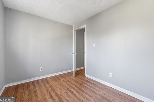 4828 Oak Path, Stone Mountain, GA 30088