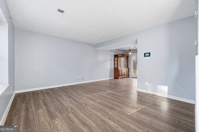 4828 Oak Path, Stone Mountain, GA 30088