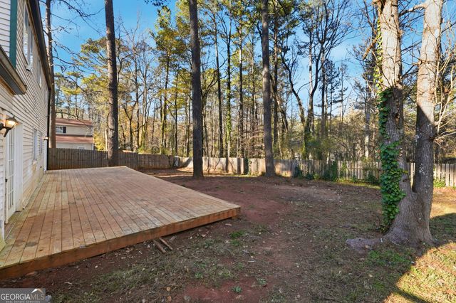 4828 Oak Path, Stone Mountain, GA 30088