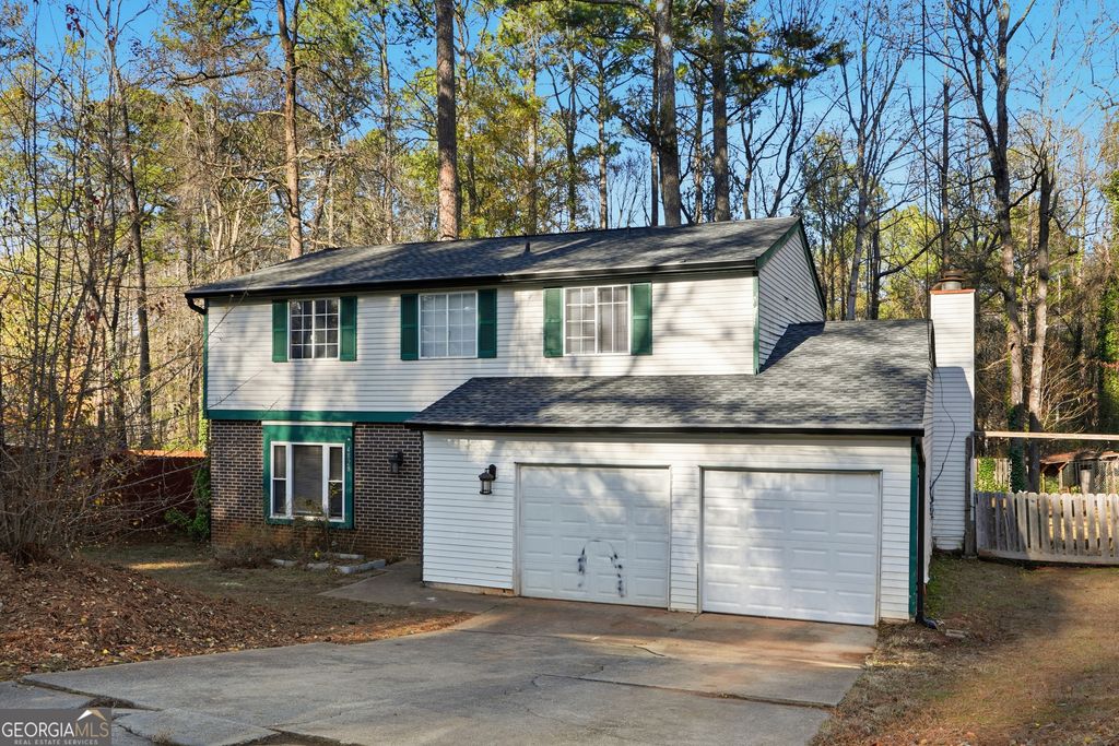 4828 Oak Path, Stone Mountain, GA 30088