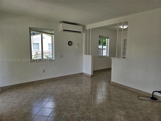 145 SW 60th Ct, Miami, FL 33144