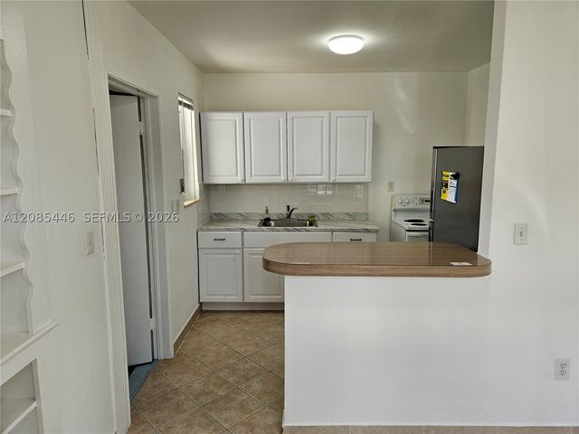 145 SW 60th Ct, Miami, FL 33144