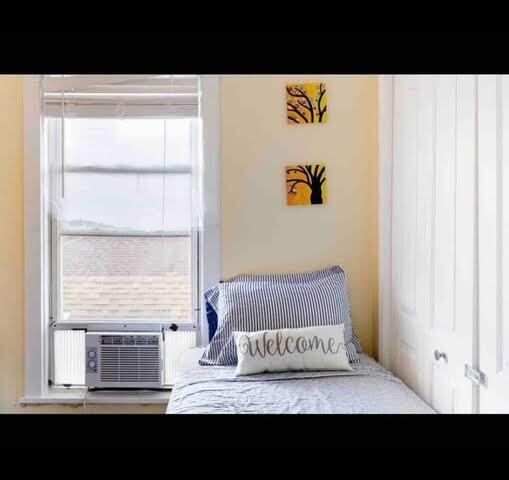 3406 W Dickens Avenue 2, Chicago, IL 60647