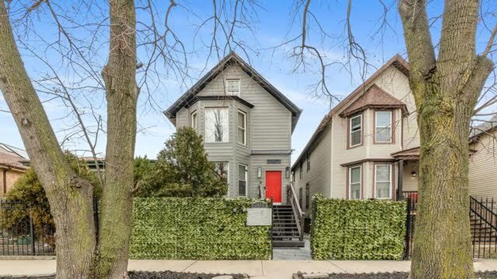 3406 W Dickens Avenue 2, Chicago, IL 60647
