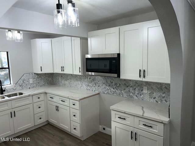 757 Highland Drive, Biloxi, MS 39532