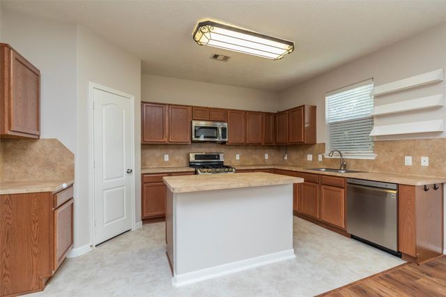 29619 Legends Line Drive, Spring, TX 77386