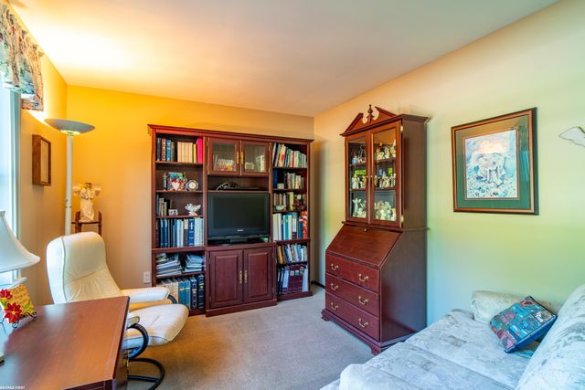 30607 Lorraine Avenue, Warren, MI 48093