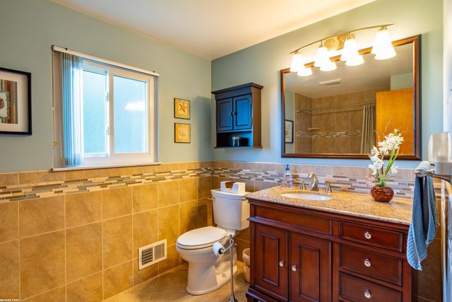30607 Lorraine Avenue, Warren, MI 48093
