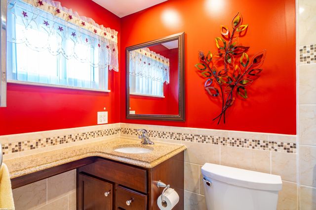 30607 Lorraine Avenue, Warren, MI 48093