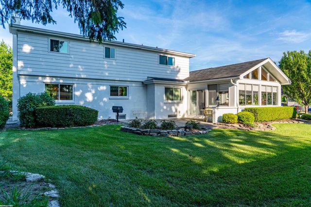 30607 Lorraine Avenue, Warren, MI 48093