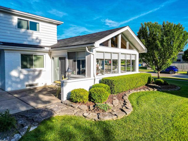 30607 Lorraine Avenue, Warren, MI 48093