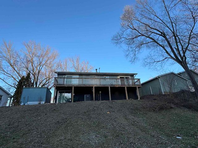 8306 8th Street W, Rock Island, IL 61201