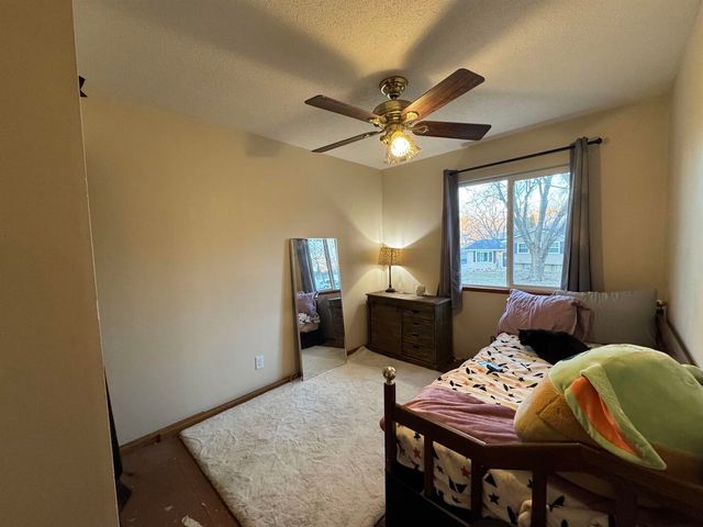 8306 8th Street W, Rock Island, IL 61201