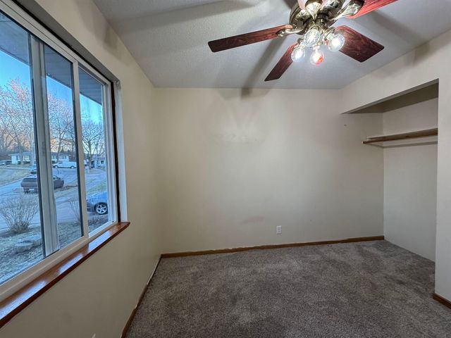 8306 8th Street W, Rock Island, IL 61201