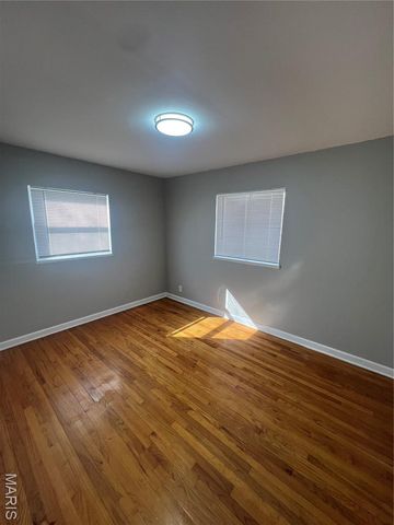 10201 Gourock Drive, St Louis, MO 63137