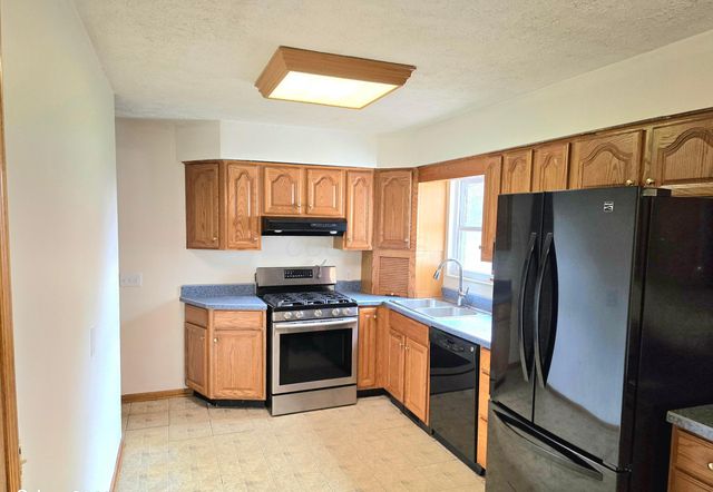 150 Conner Lane, Lewis Center, OH 43035