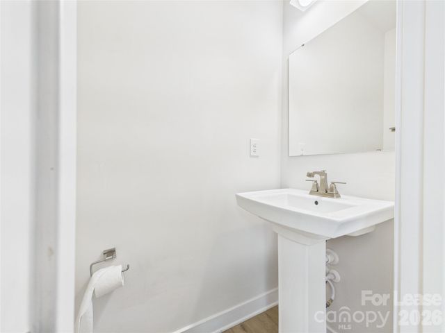 3131 Coquina Lane, Charlotte, NC 28206