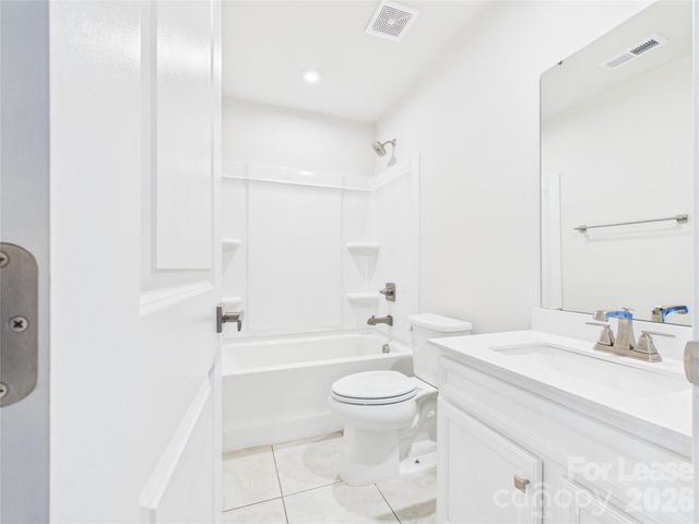 3131 Coquina Lane, Charlotte, NC 28206