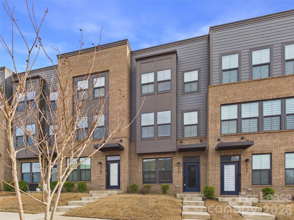 3131 Coquina Lane, Charlotte, NC 28206