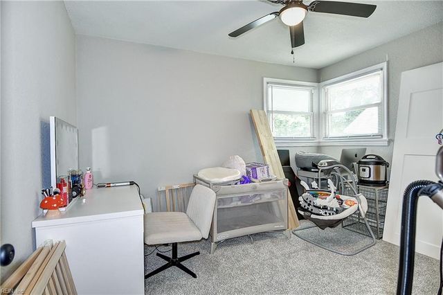1752 Garden DR, Virginia Beach, VA 23454