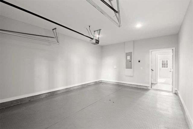 2017 Ocean Drive, Atlanta, GA 30318