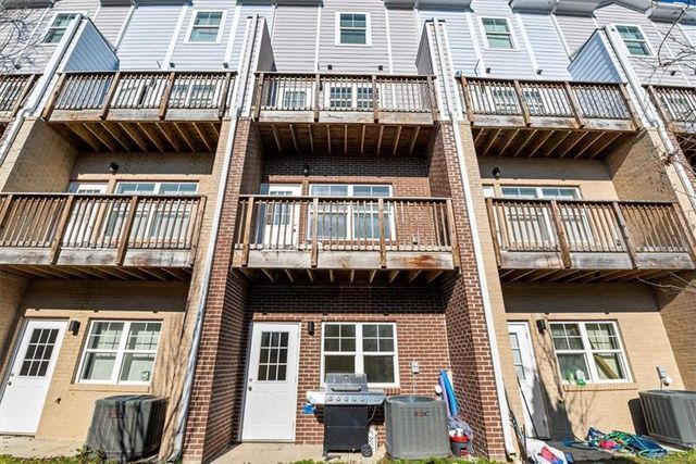 2017 Ocean Drive, Atlanta, GA 30318