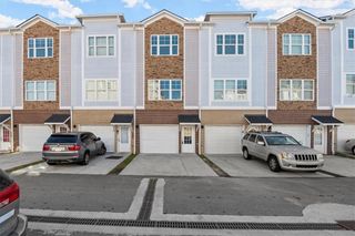 2017 Ocean Drive, Atlanta, GA 30318