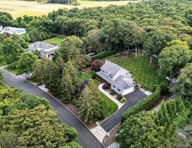 181 Landing Lane, Baiting Hollow, NY 11933