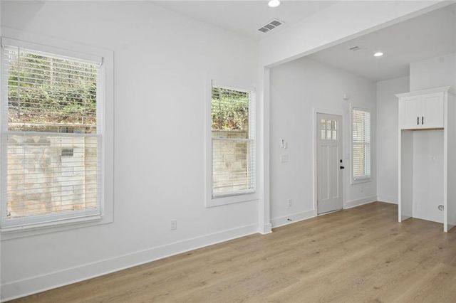 2438 2nd Street NW, Atlanta, GA 30318