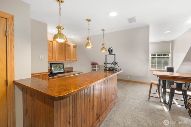3605 214th Avenue E, Lake Tapps, WA 98391