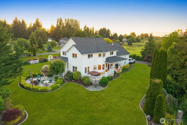 3605 214th Avenue E, Lake Tapps, WA 98391