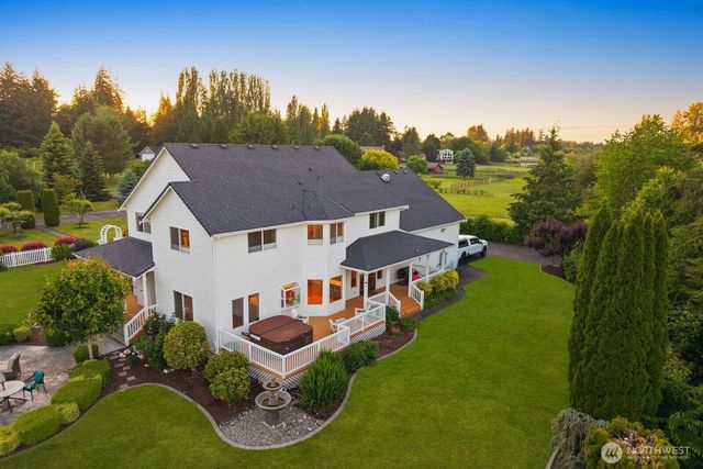 3605 214th Avenue E, Lake Tapps, WA 98391