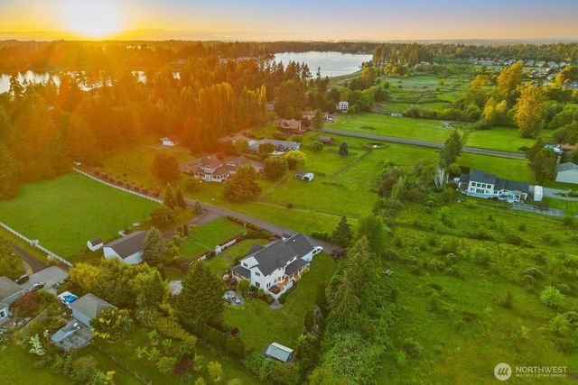 3605 214th Avenue E, Lake Tapps, WA 98391